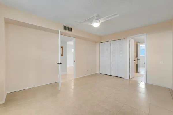 $2,095 | 6461 Northwest 2nd Avenue, Unit 407, Boca Raton, FL 33487