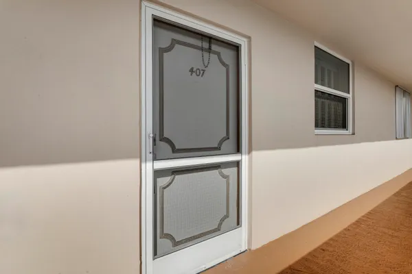 $2,095 | 6461 Northwest 2nd Avenue, Unit 407, Boca Raton, FL 33487