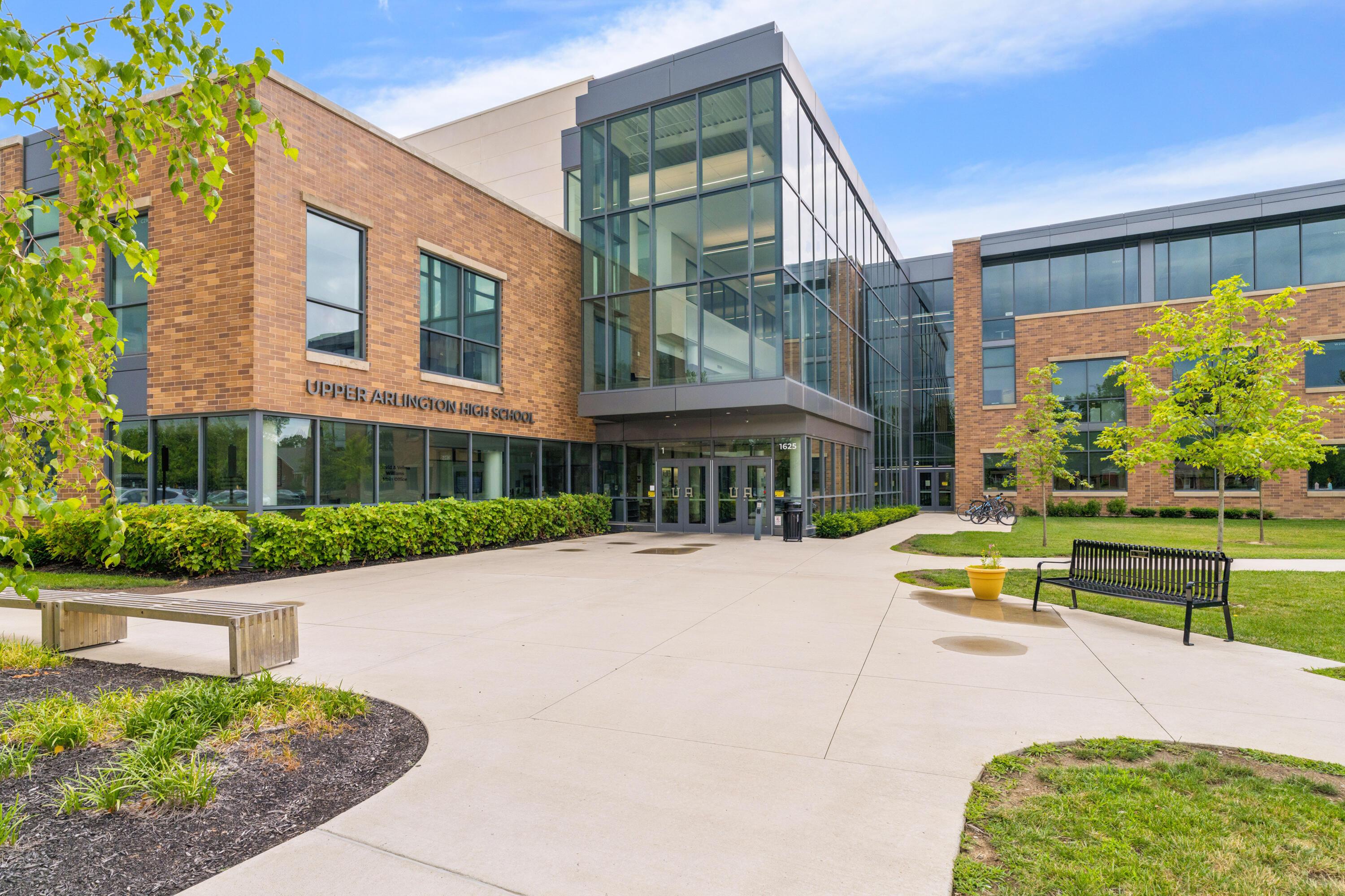 2554 Nottingham Road Columbus, OH 43221 - Photo 54 of 61 Upper Arlington High School