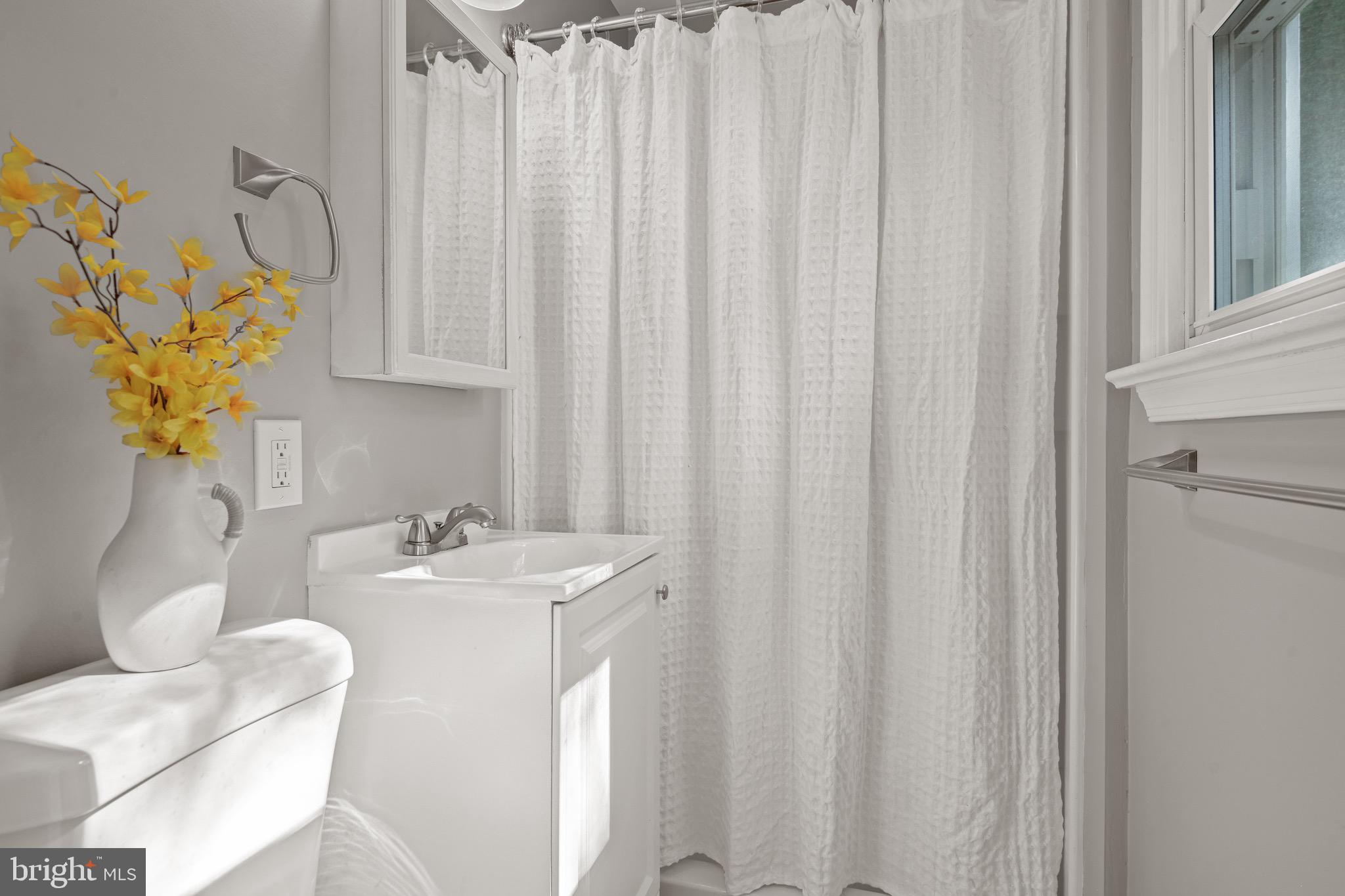 3065 Pennypack Road Hatboro, PA 19040 - Photo 22 of 62 Primary Bathroom