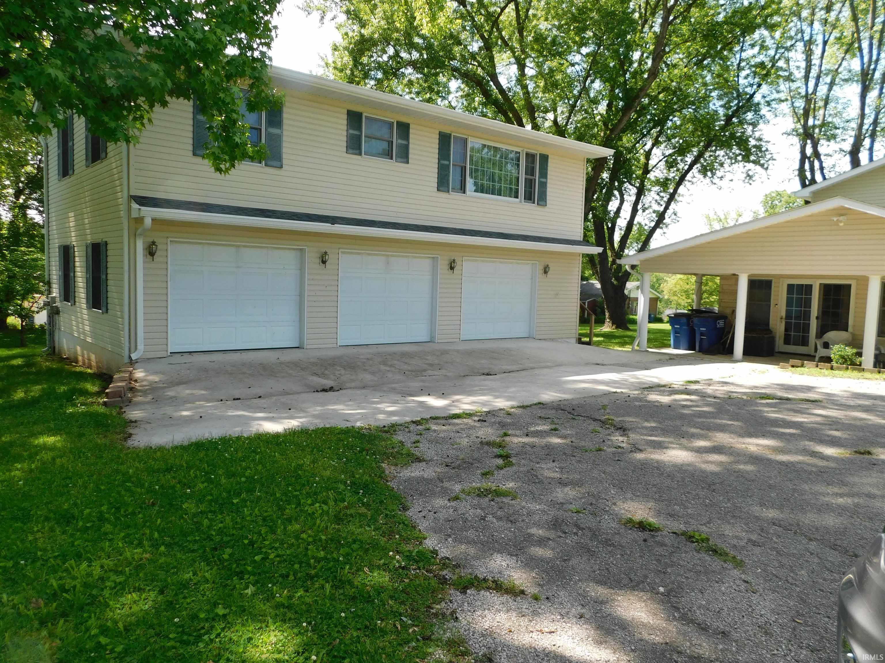 1702 Valley View Drive Bedford, IN 47421 - Photo 2 of 36