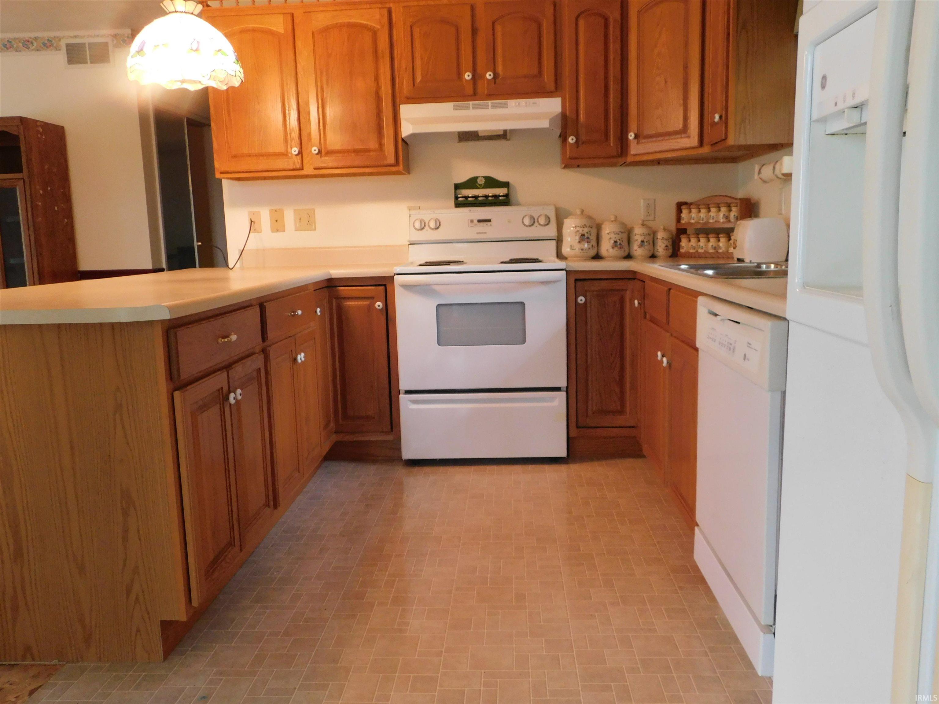 1702 Valley View Drive Bedford, IN 47421 - Photo 29 of 36