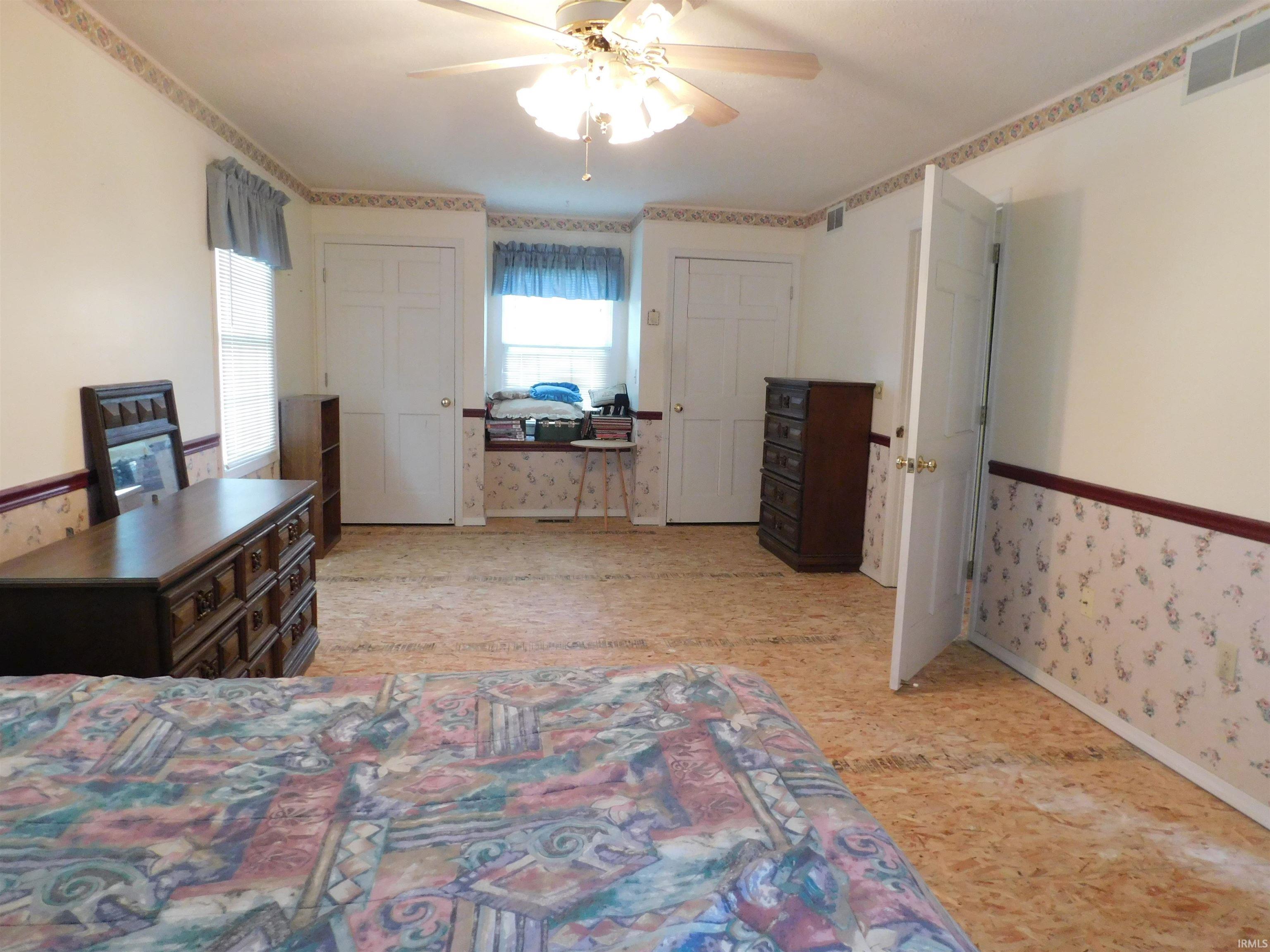 1702 Valley View Drive Bedford, IN 47421 - Photo 30 of 36