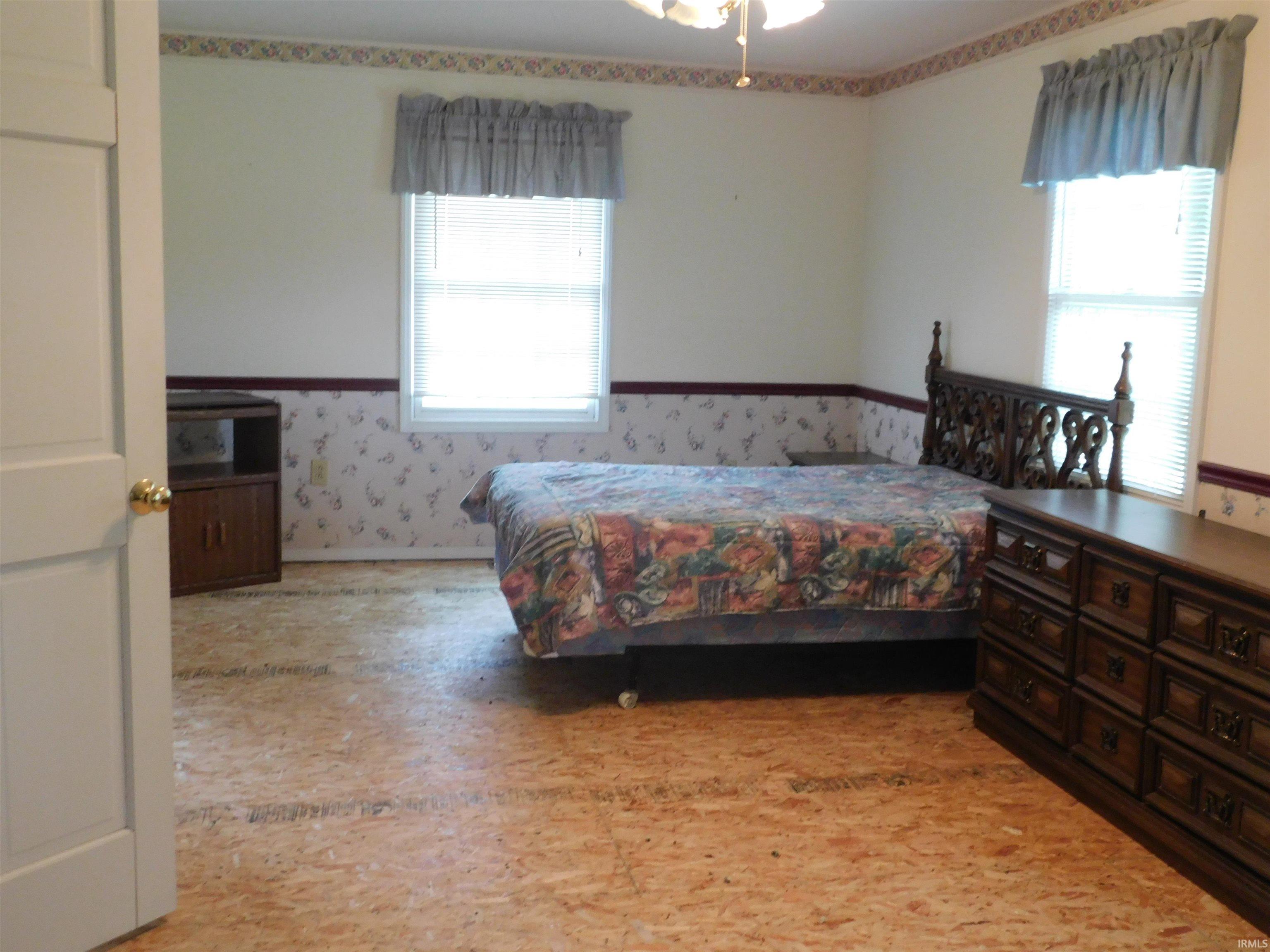 1702 Valley View Drive Bedford, IN 47421 - Photo 31 of 36