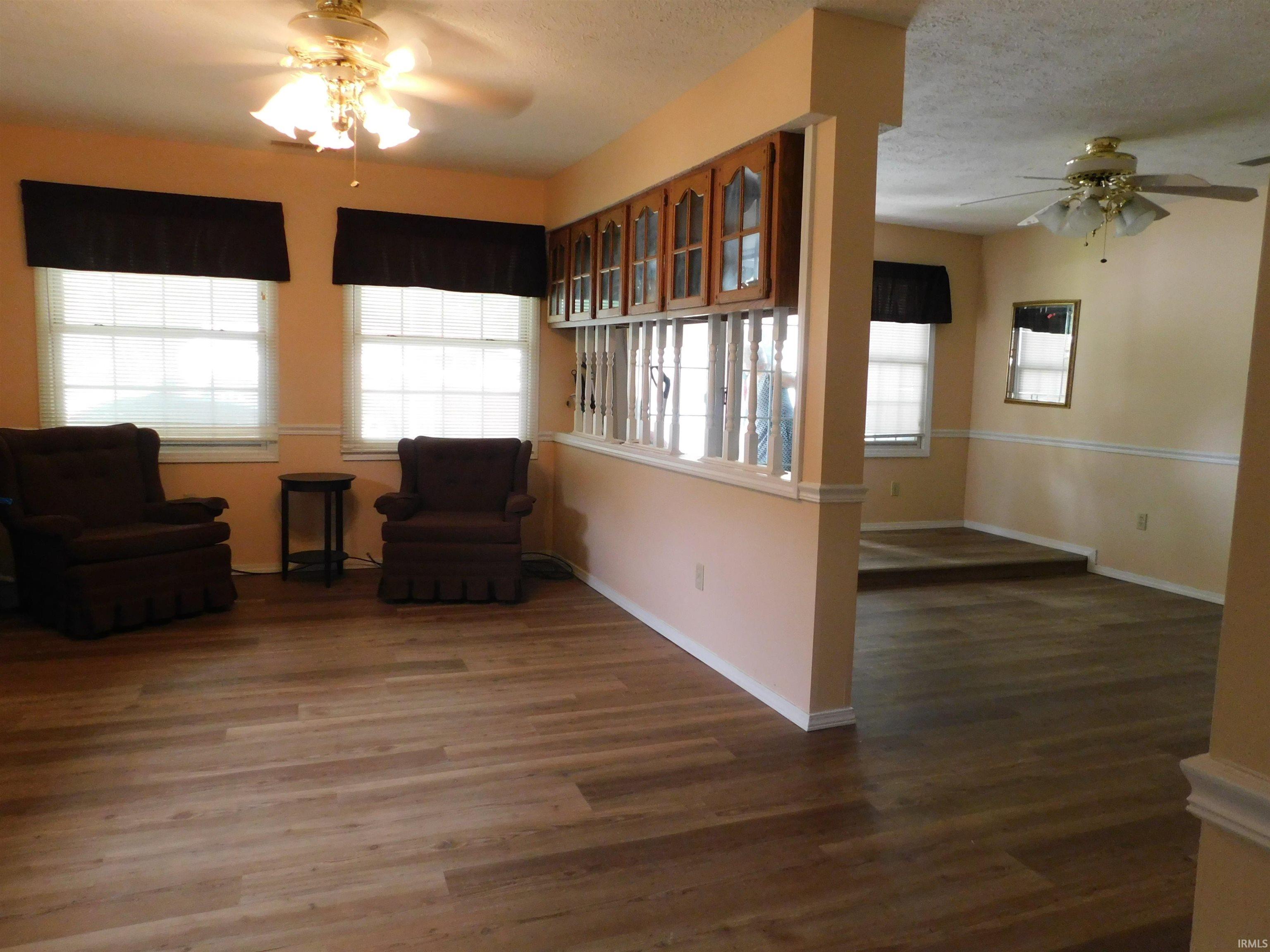 1702 Valley View Drive Bedford, IN 47421 - Photo 7 of 36