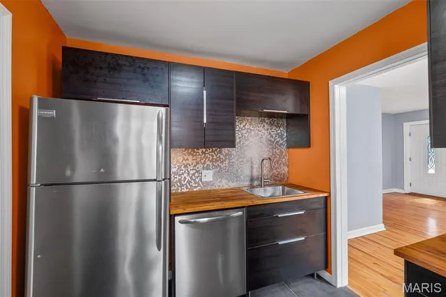 $299,000 | 8261 Watson Road, Webster Groves, MO 63119