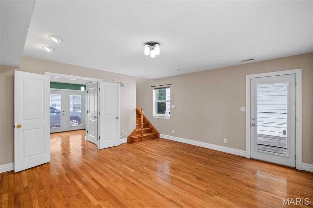 8261 Watson Road Webster Groves, MO 63119 - Photo 18 of 43 Gallery Image 18