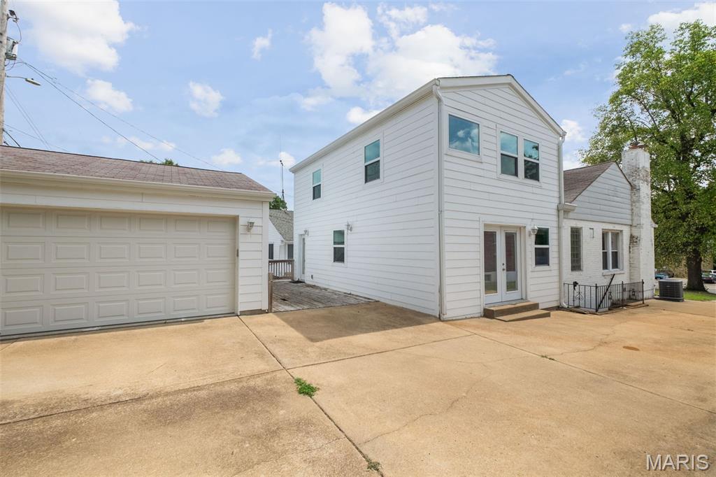 8261 Watson Road Webster Groves, MO 63119 - Photo 40 of 43 Gallery Image 40