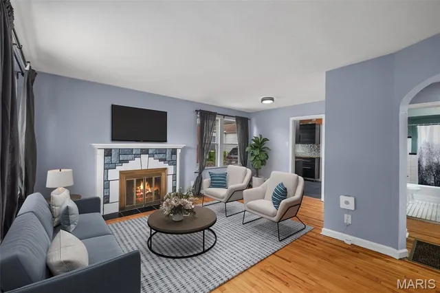 $299,000 | 8261 Watson Road, Webster Groves, MO 63119