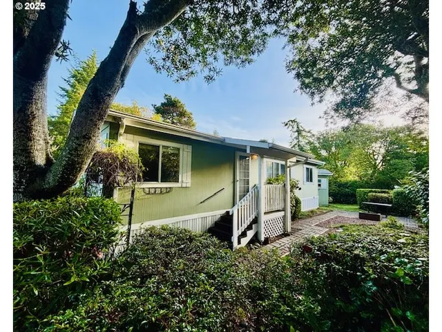 $299,000 | 179 Outer Drive, Florence, OR 97439