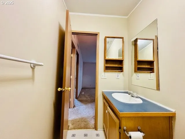 $299,000 | 179 Outer Drive, Florence, OR 97439