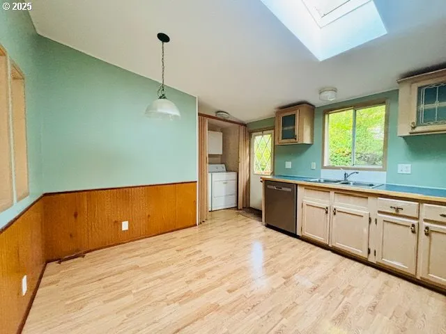 $299,000 | 179 Outer Drive, Florence, OR 97439