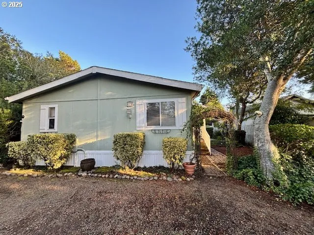 $299,000 | 179 Outer Drive, Florence, OR 97439