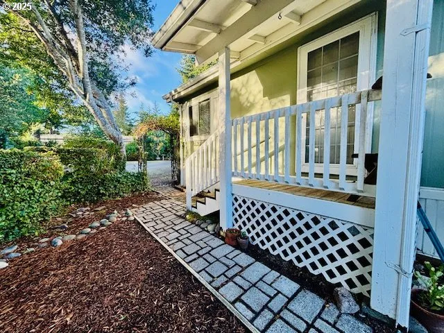 $299,000 | 179 Outer Drive, Florence, OR 97439