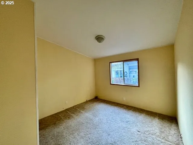 $299,000 | 179 Outer Drive, Florence, OR 97439