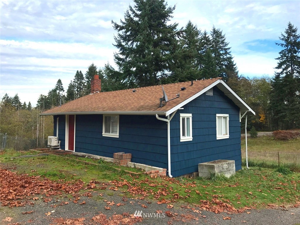 8981 Southeast Willock Road Olalla, WA 98359 - Photo 2 of 13 Gallery Image 2