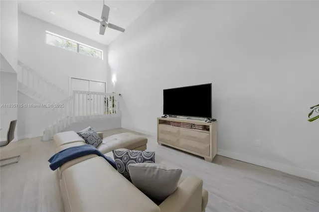 $540,000 | 6637 Northwest 181st Lane, Hialeah, FL 33015