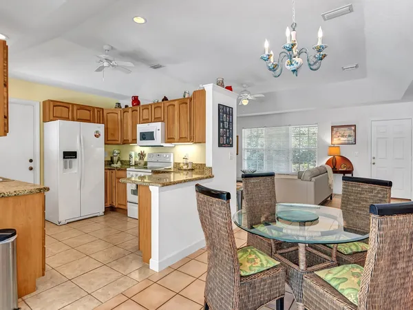 $10,000 | 1545 Pelican Lane, Vero Beach, FL 32963