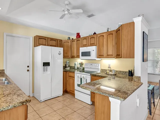 $10,000 | 1545 Pelican Lane, Vero Beach, FL 32963