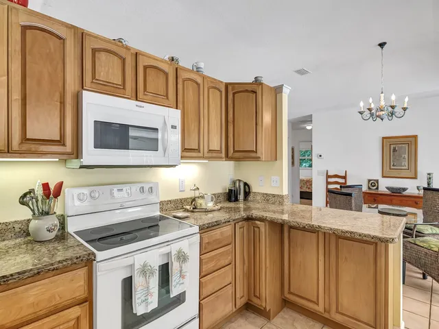 $10,000 | 1545 Pelican Lane, Vero Beach, FL 32963