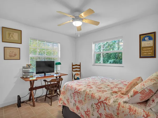 $10,000 | 1545 Pelican Lane, Vero Beach, FL 32963