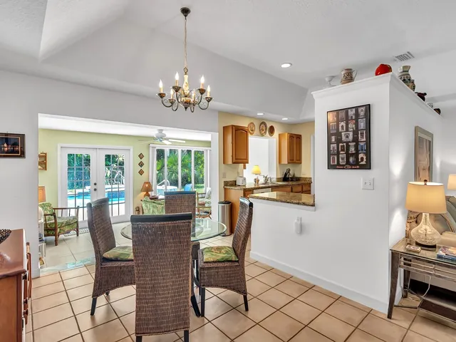 $10,000 | 1545 Pelican Lane, Vero Beach, FL 32963