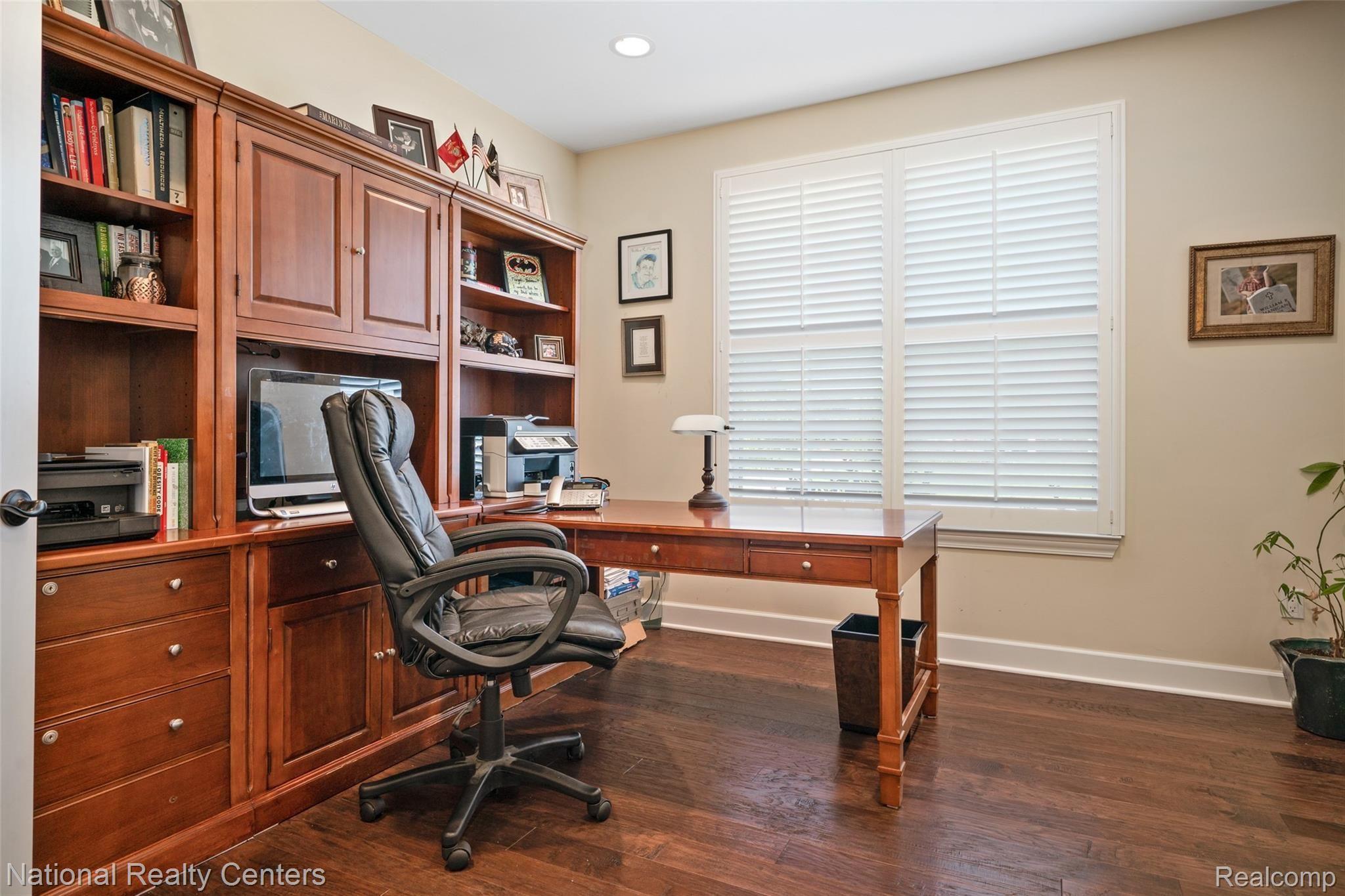 4552 Oakhurst Ridge Road Clarkston, MI 48348 - Photo 11 of 53 Office with recessed lights