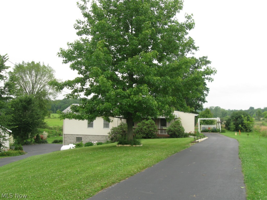 3963 State Road Medina, OH 44256 - Photo 22 of 25 Portion of front yard