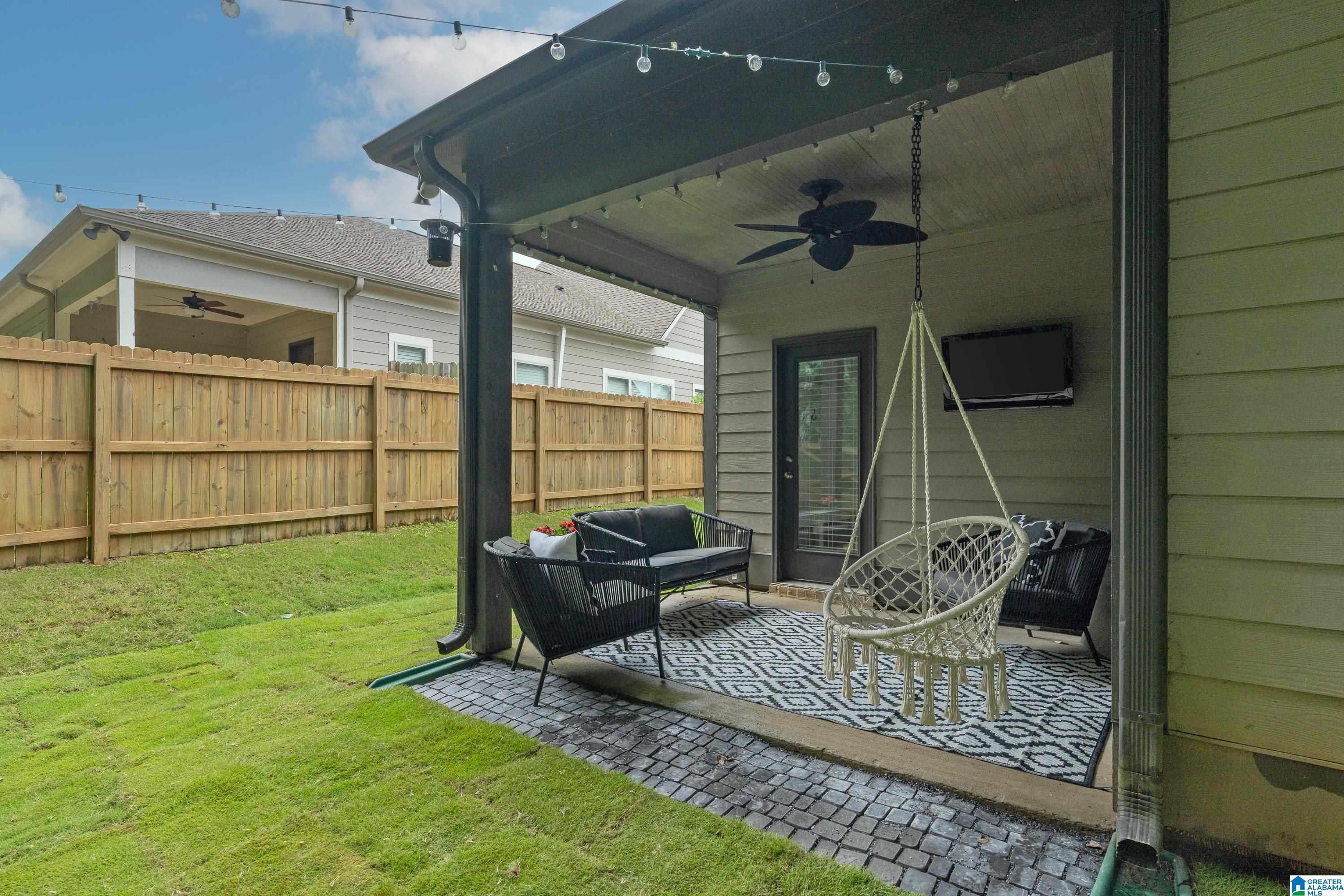 876 Valley Circle Leeds, AL 35094 - Photo 34 of 35