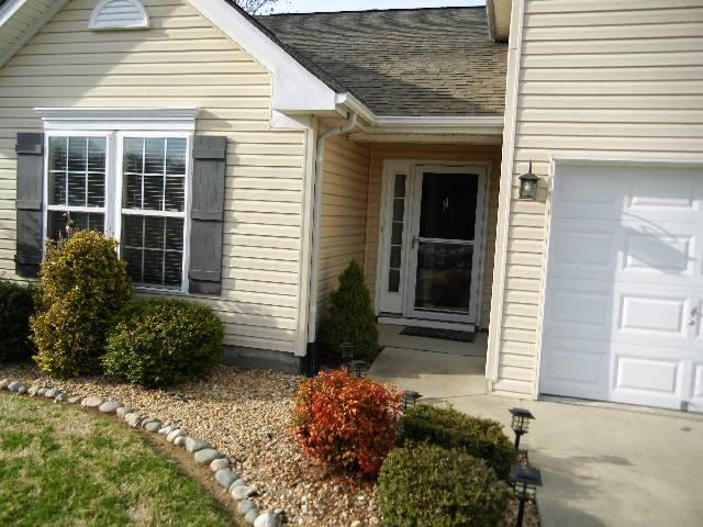 1002 Mallory Lane Spring Hill, TN 37174 - Photo 5 of 20 A closer look at the entrance and the nicely landscaped front.