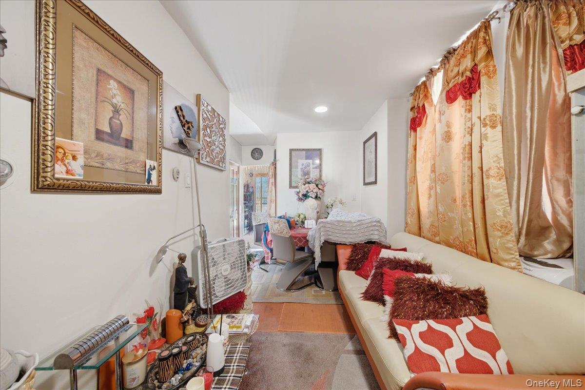 1850 Unionport Road Bronx, NY 10462 - Photo 3 of 31