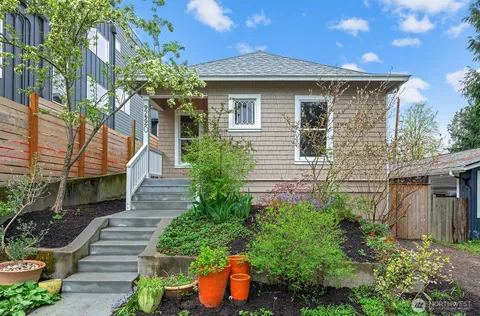 $980,000 | 2620 East Roy Street, Seattle, WA 98112