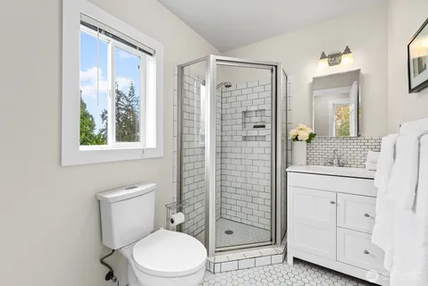 $980,000 | 2620 East Roy Street, Seattle, WA 98112