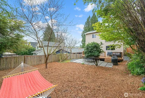 $980,000 | 2620 East Roy Street, Seattle, WA 98112