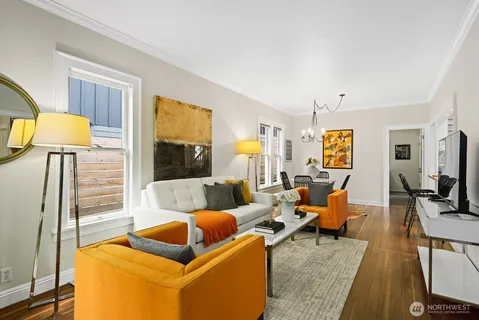 $980,000 | 2620 East Roy Street, Seattle, WA 98112