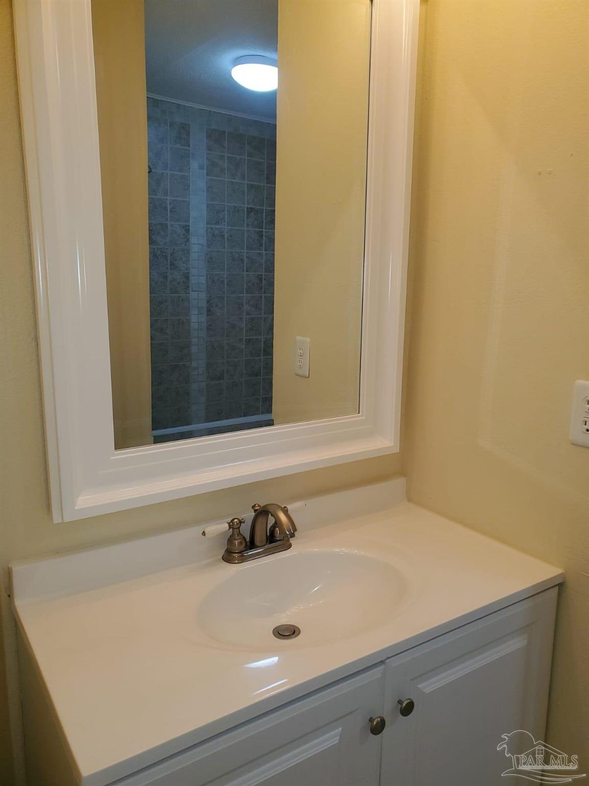 8256 Kause Road Pensacola, FL 32506 - Photo 11 of 16 Gallery Image 11