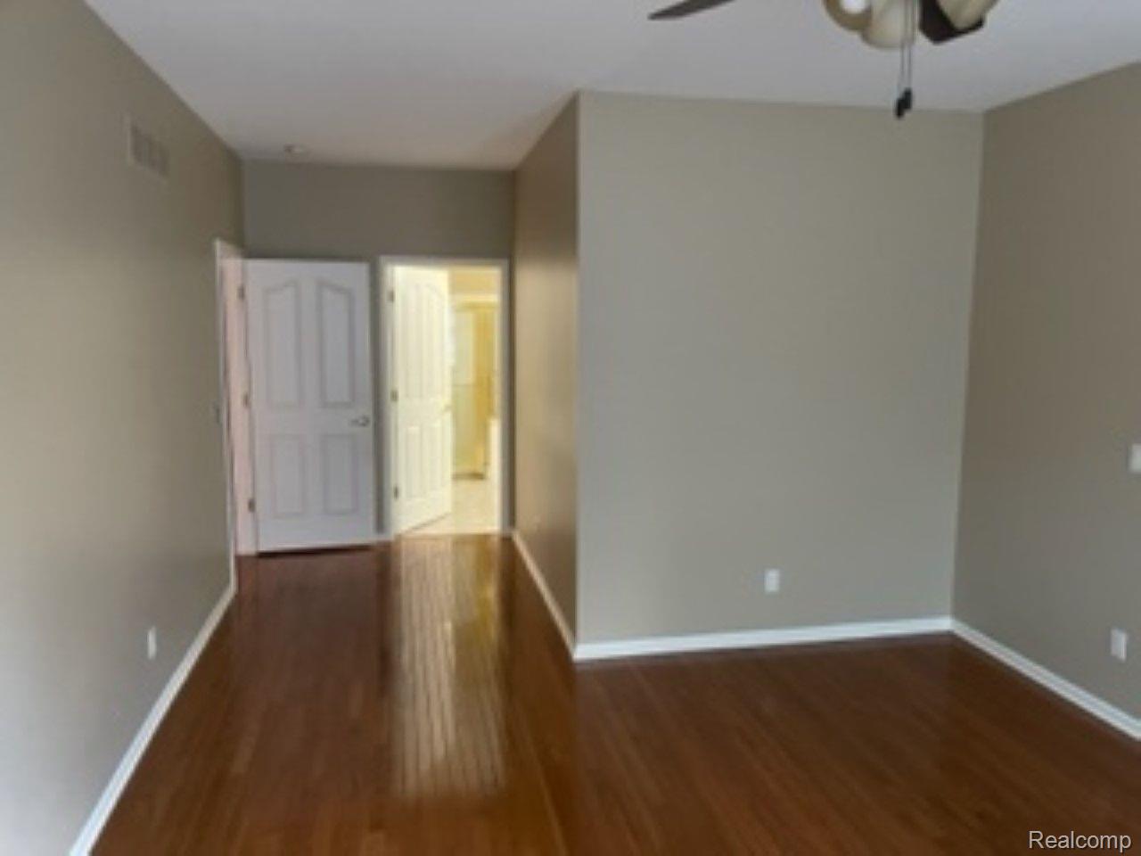 1672 Maple Creek Court, Unit 112 Rochester, MI 48306 - Photo 12 of 23 Gallery Image 12