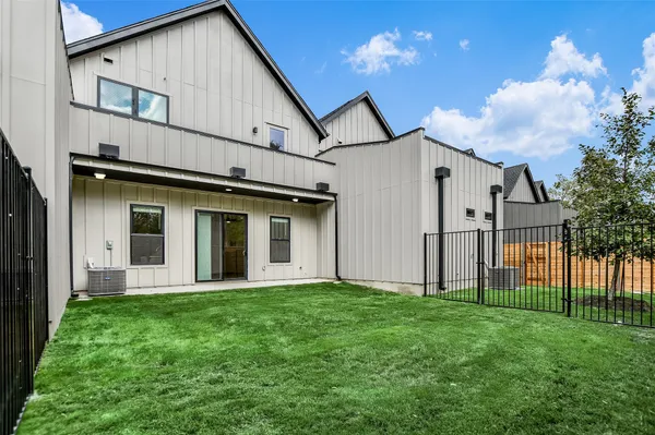 $2,900 | 590 Old Mill Road, Unit 117, Cedar Park, TX 78613