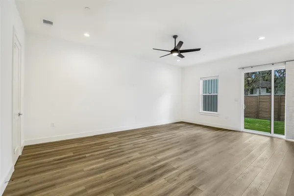 $2,900 | 590 Old Mill Road, Unit 117, Cedar Park, TX 78613