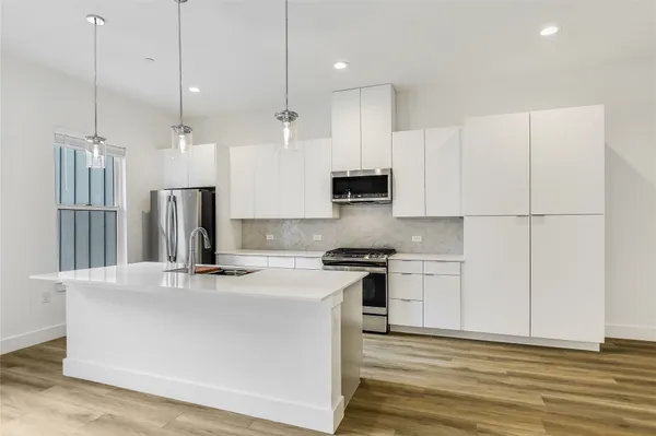 $2,900 | 590 Old Mill Road, Unit 117, Cedar Park, TX 78613