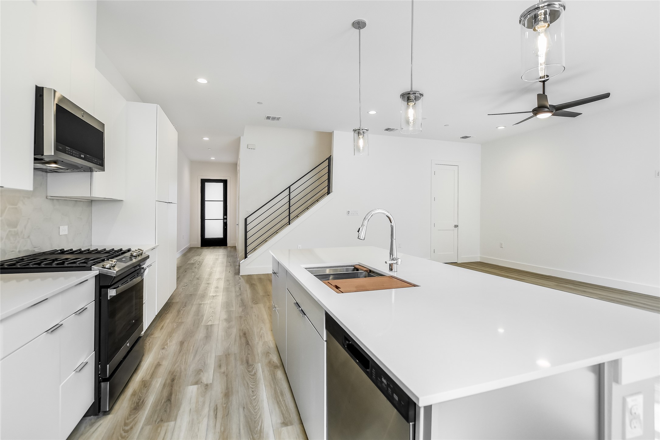 590 Old Mill Road, Unit 117 Cedar Park, TX 78613 - Photo 6 of 20