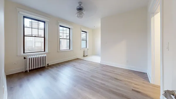 $2,800 | 374 Chestnut Hill Avenue, Unit 52, Boston, MA 02135