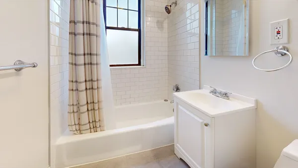 $2,800 | 374 Chestnut Hill Avenue, Unit 52, Boston, MA 02135