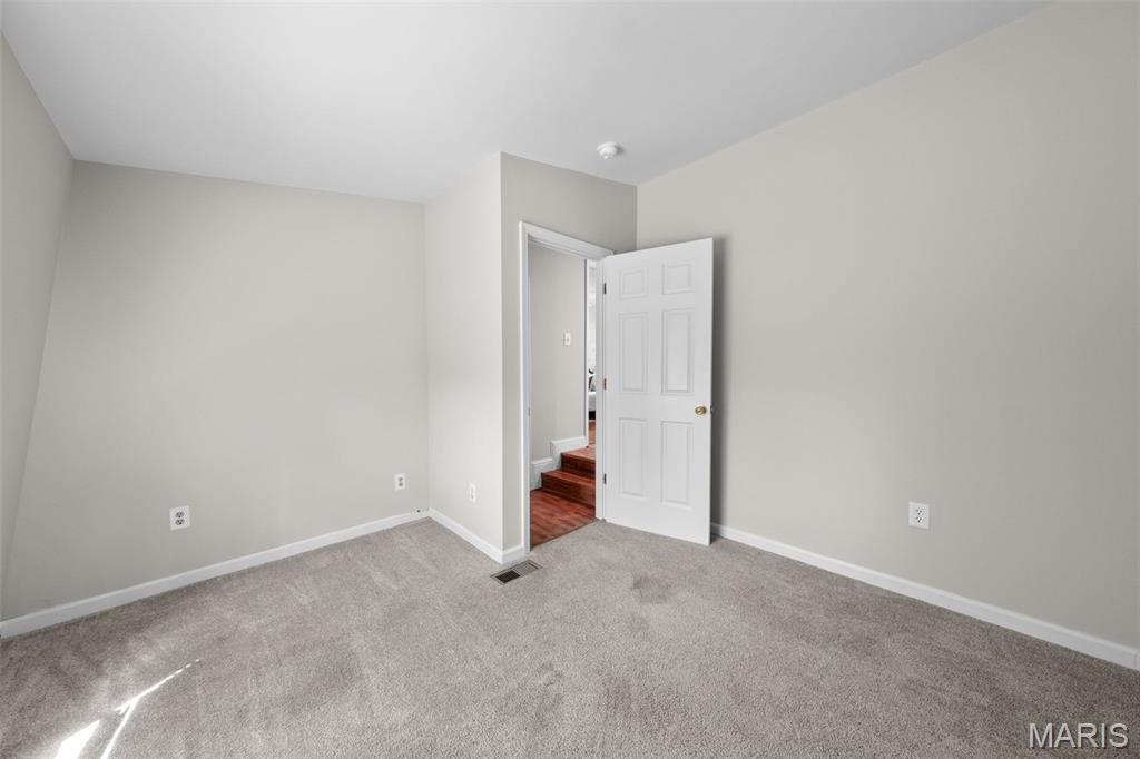 1401 Saline Road Fenton, MO 63026 - Photo 29 of 38