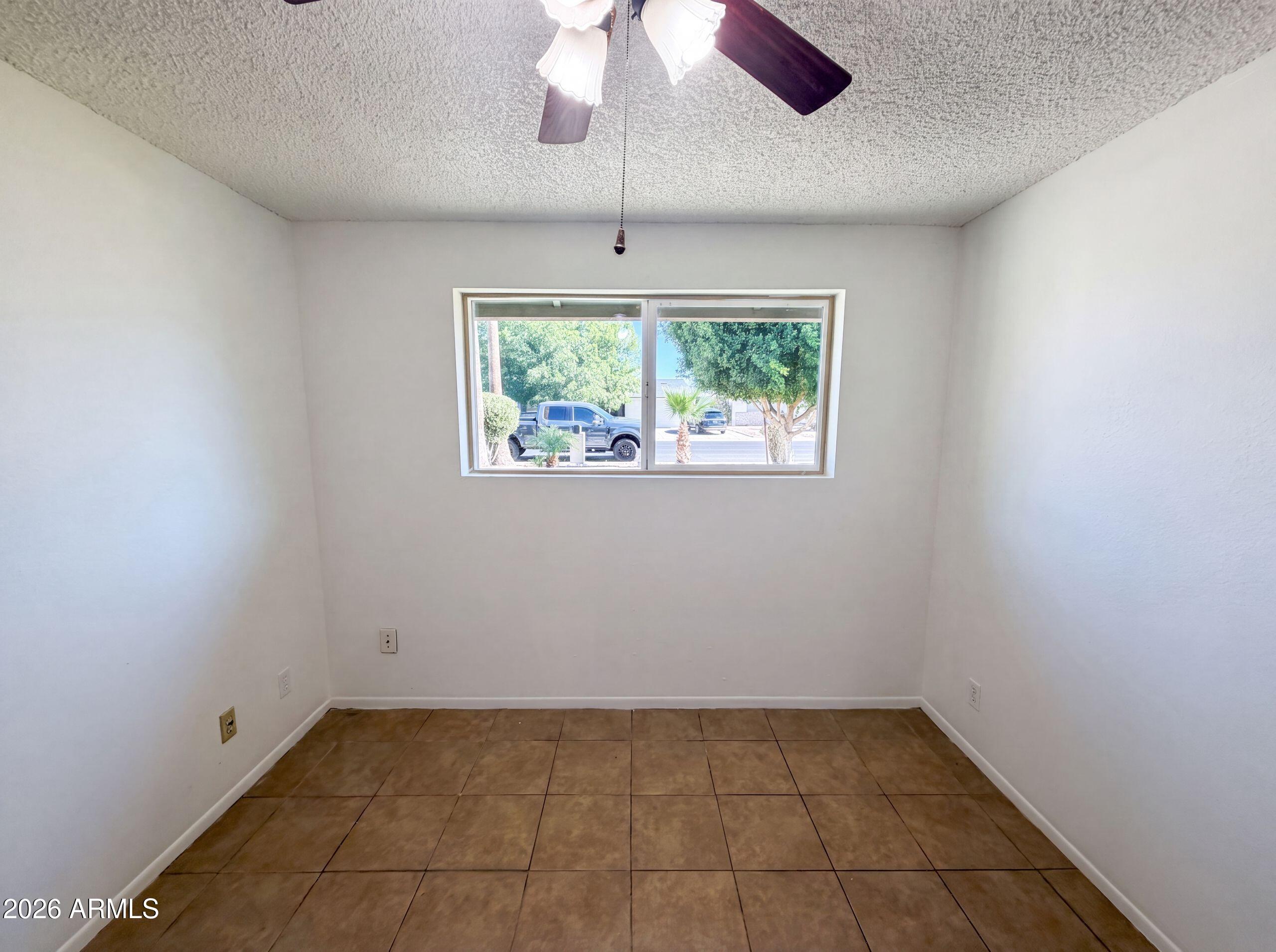 5617 West Hatcher Road Glendale, AZ 85302 - Photo 4 of 26 listing_3