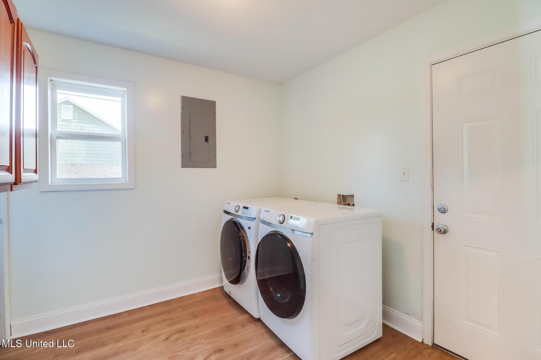 514 Royal Oak Pass Christian, MS 39571 - Photo 21 of 25 wash dry