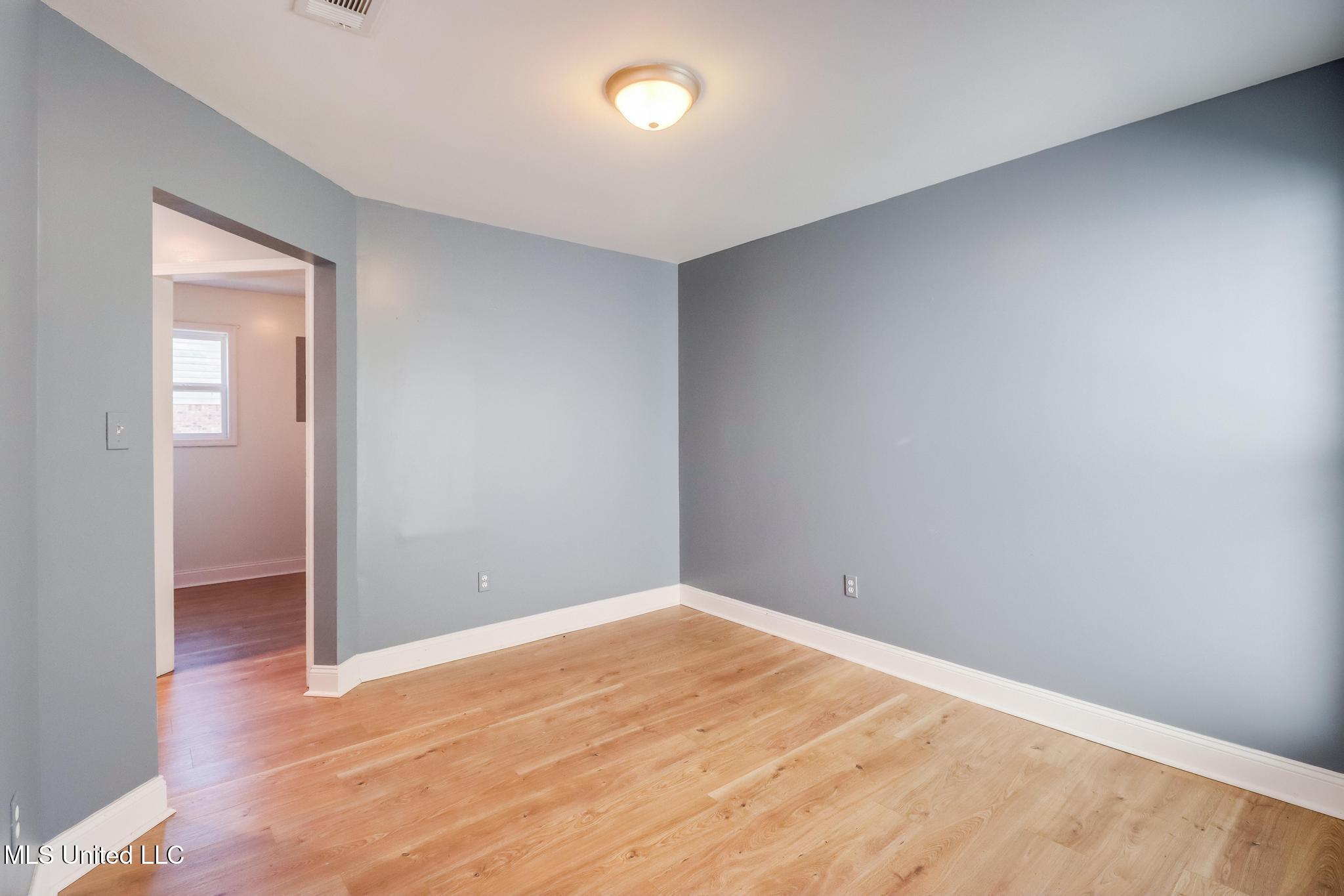 514 Royal Oak Pass Christian, MS 39571 - Photo 6 of 25 dnin2