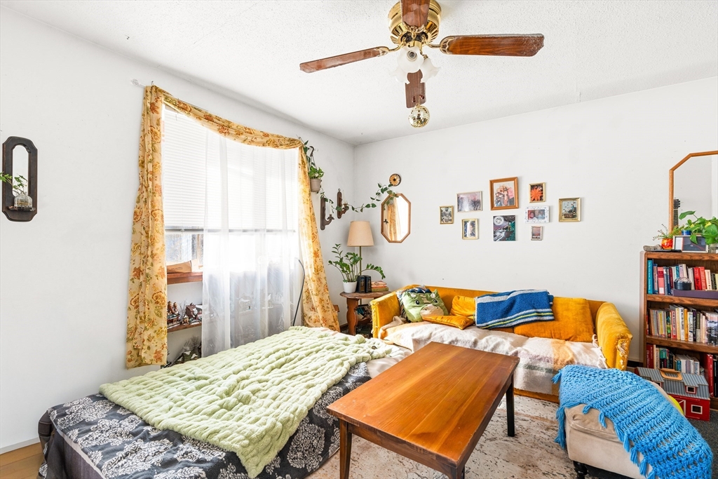 27 West Street Montague, MA 01351 - Photo 19 of 42