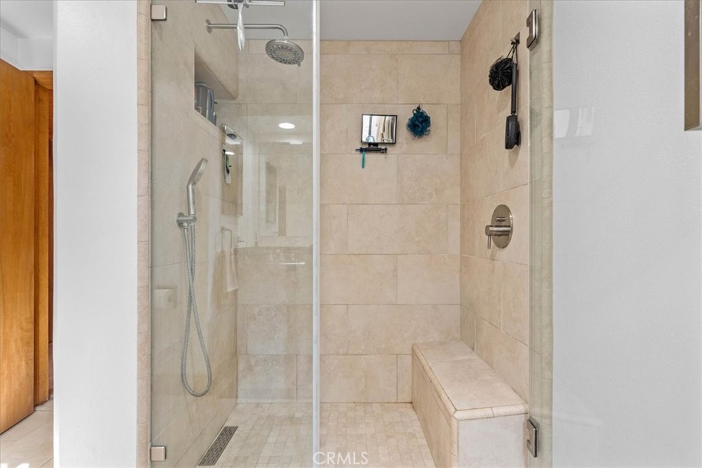 1631 Linnet Road Wrightwood, CA 92397 - Photo 29 of 42 a bathroom with a shower