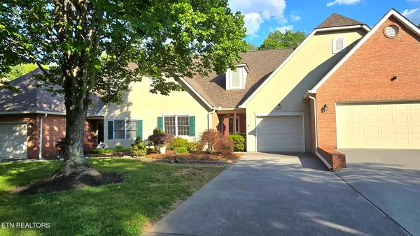 $389,900 | 375 Paine Lake Drive, Sevierville, TN 37862